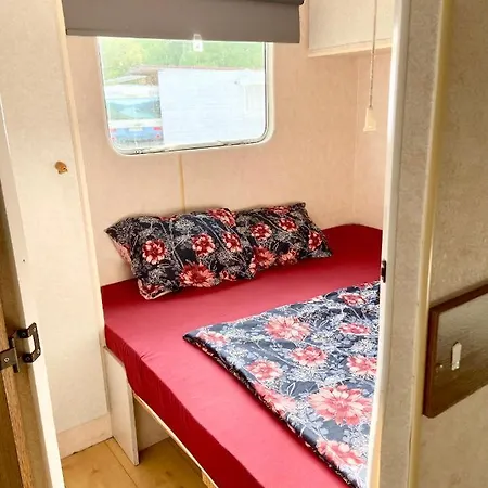 Caravan Rosa 캠프장